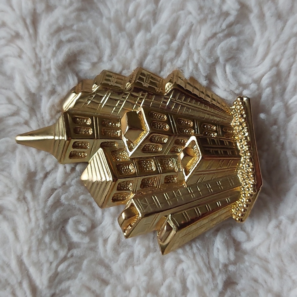 Park Lane Brooch and Pendant